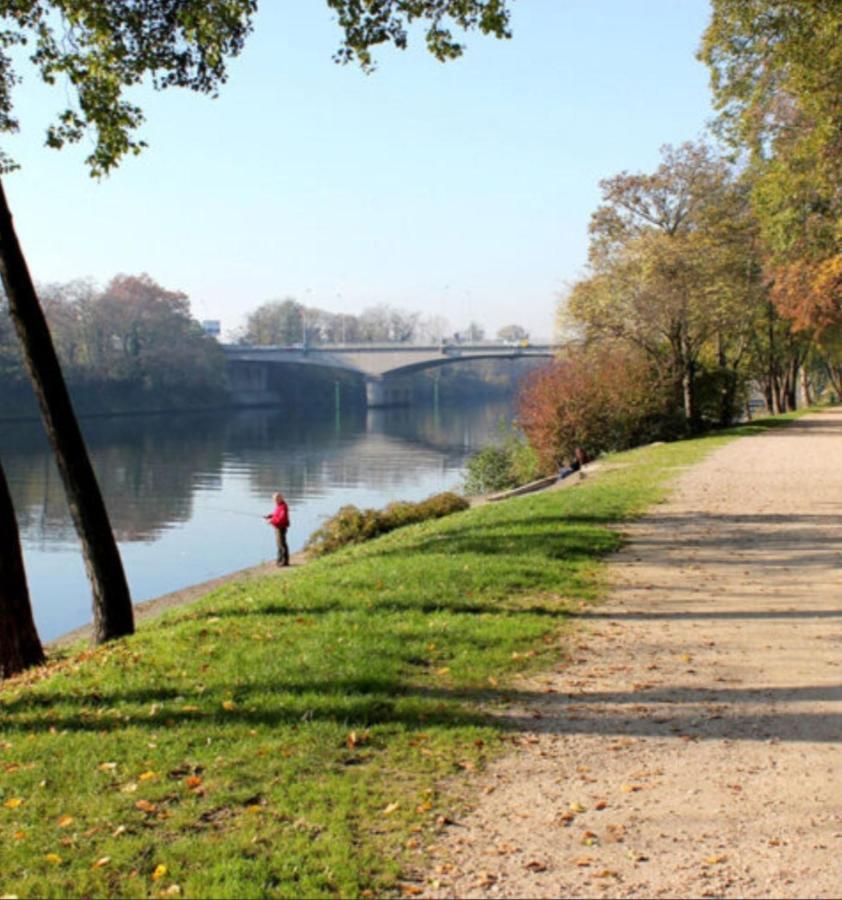 Appartement Au Bord De Seine Épinay-sur-Seine Eksteriør billede